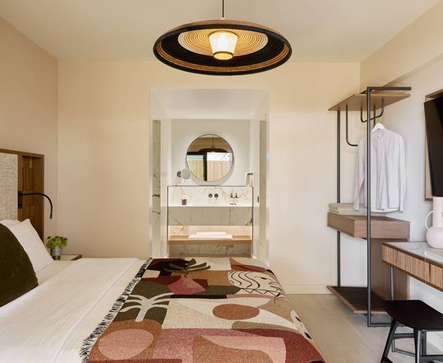 Deluxe Two Bedroom Suite Sea View