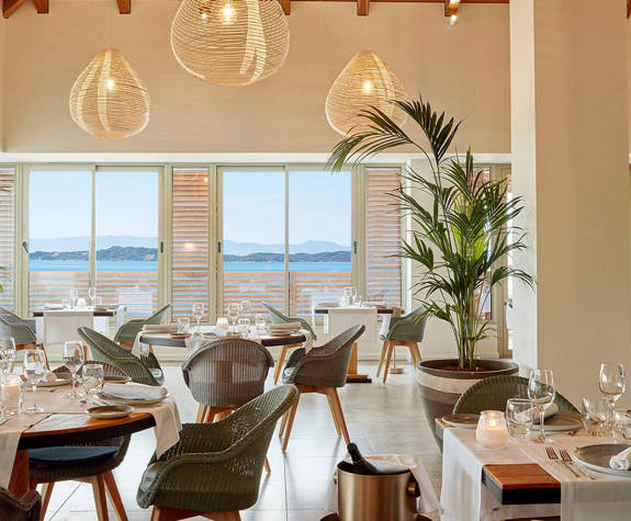 Eagles Resort Chalkidiki dining indoor in the main restaurant