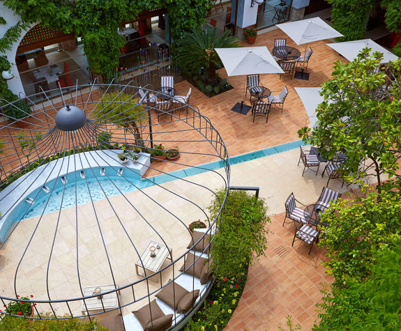 Eagles Resort Chalkidiki Patio with garden