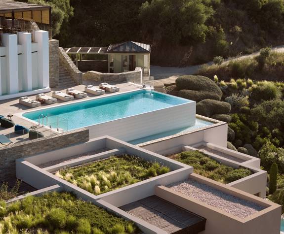 Eagles Villas Pool (2)