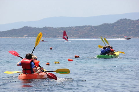 Eagles Resort Chalkidiki Kids doing canoeing lessons