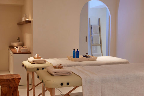 Eagles Resort Chalkidiki Spa massage room