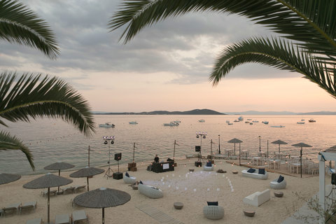 Eagles Resort Chalkidiki Wedding Events on the beach at the sunset time