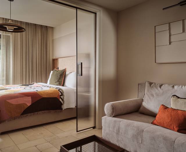 Deluxe Family Suite Garden View (1)